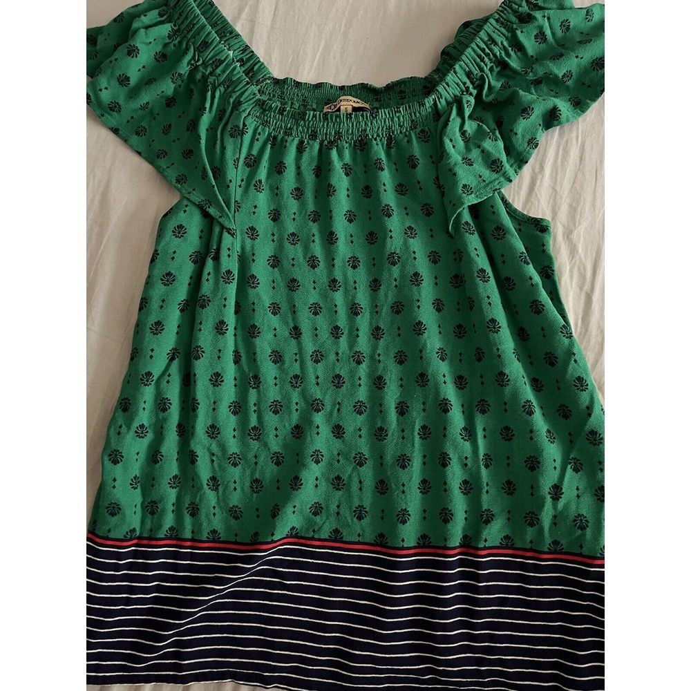 Democracy Size‎ small Cap Sleeve Top